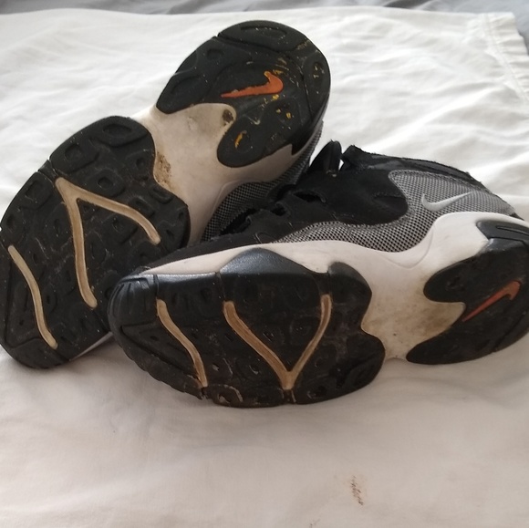 Nike Air Turf Raider - Picture 4 of 7